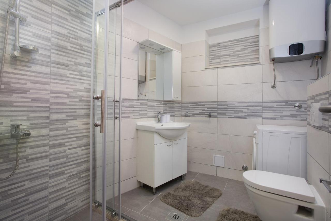 Serious Job Apartment Dubrovnik Exteriör bild